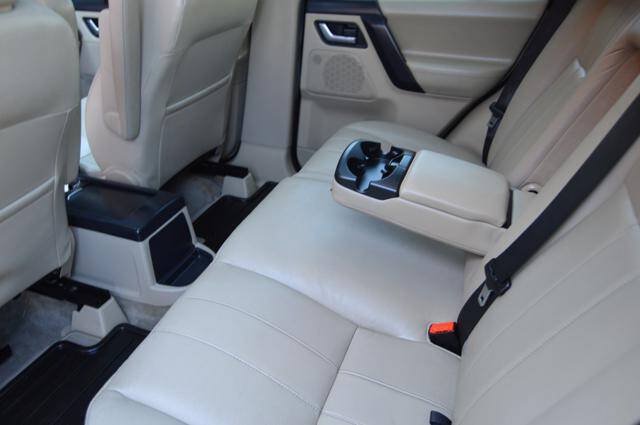 Used 2013 Land Rover LR2 HSE AWD/4WD image 29