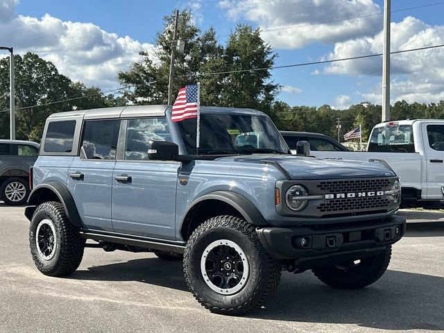 New 2025 Ford Bronco Badlands image 9