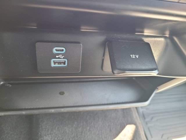 Certified 2021 Ford F150 Lariat AWD/4WD image 24