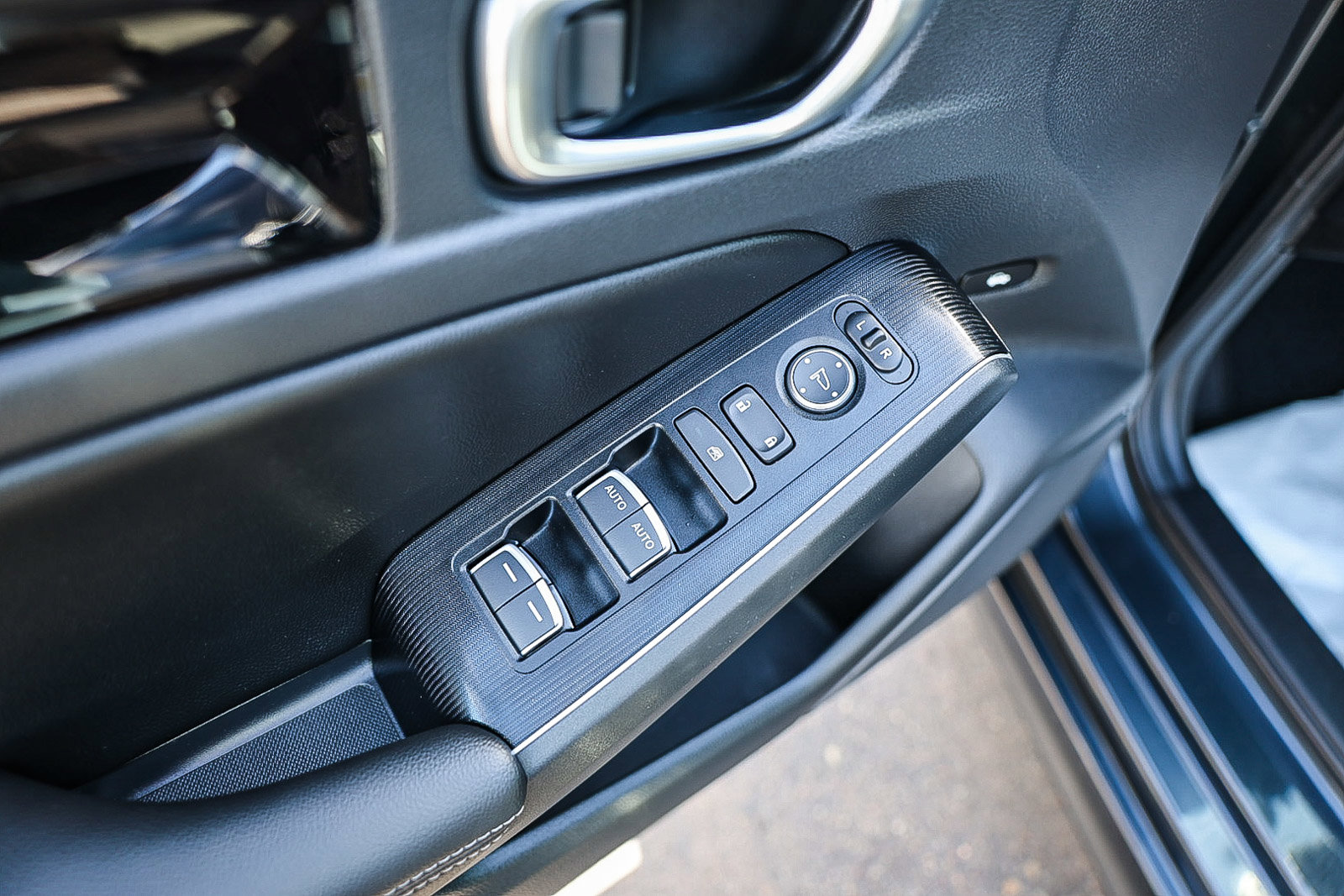 Certified 2024 Honda Civic Touring image 11