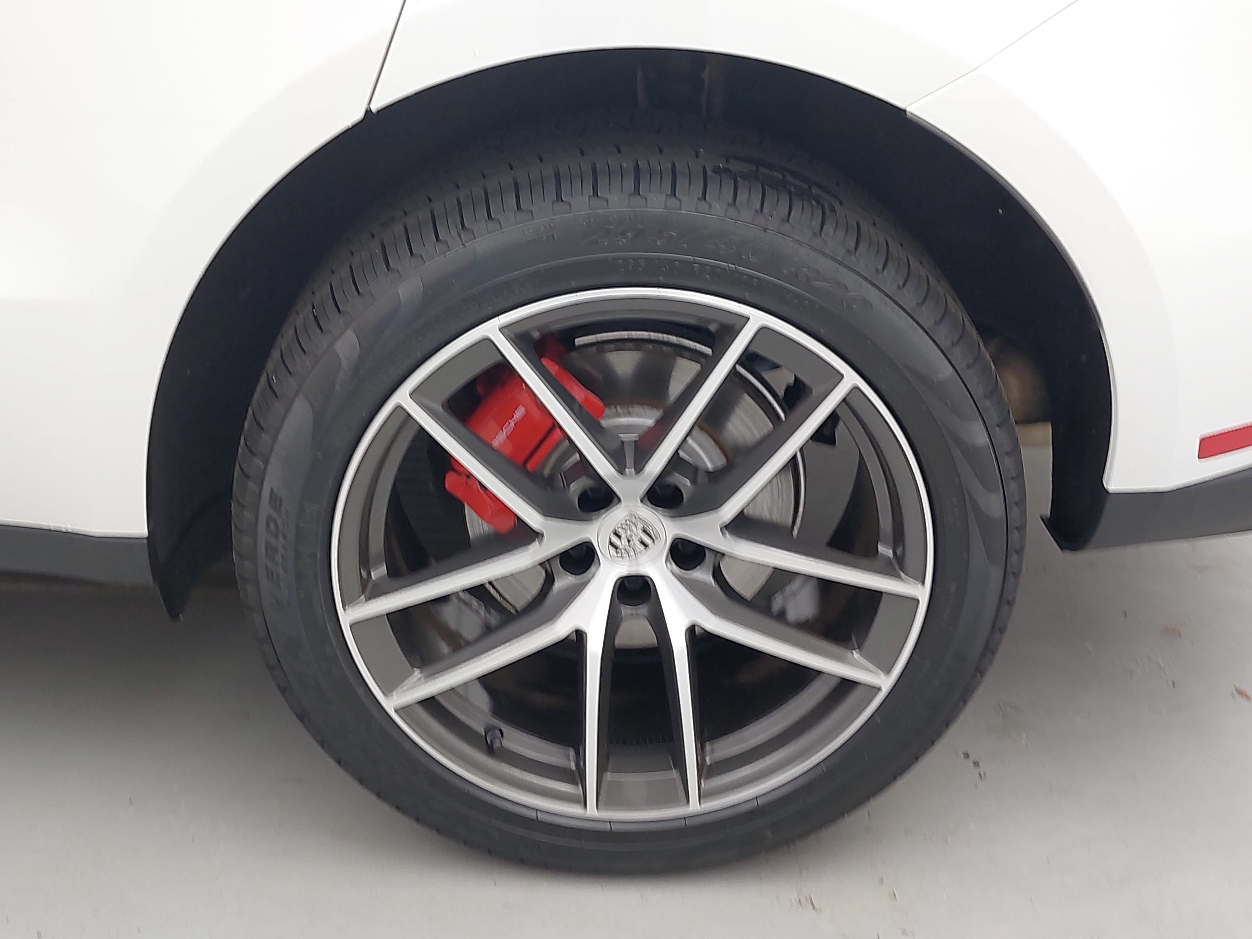 Certified 2026 Porsche Macan S AWD/4WD image 36