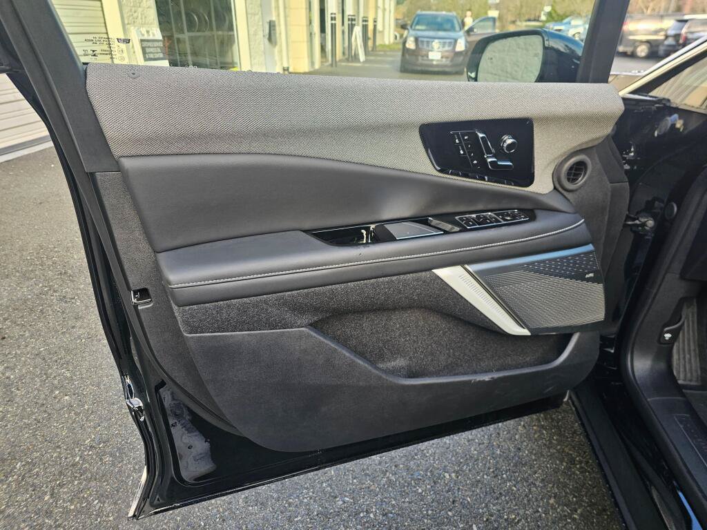 New 2026 Cadillac Optiq Luxury 1 RWD image 24
