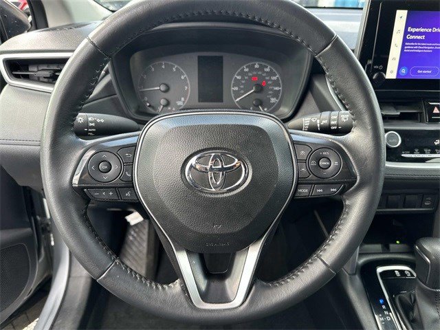 Used 2024 Toyota Corolla Cross LE image 24
