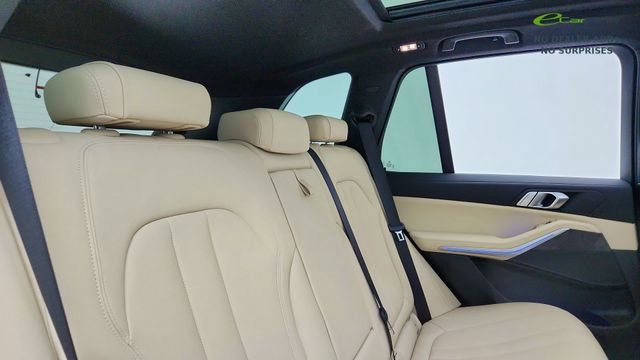 Used 2022 BMW X5 sDrive40i w/ Premium Package RWD image 26