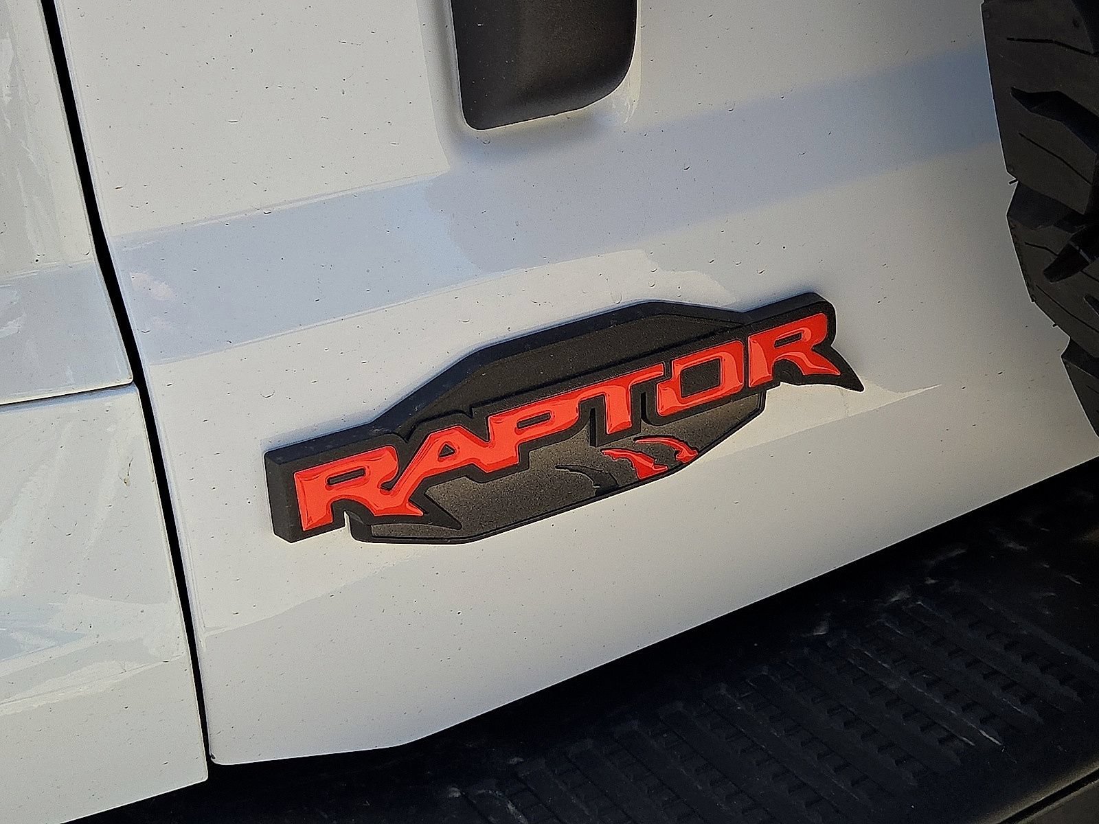 Used 2024 Ford Bronco Raptor AWD/4WD image 12