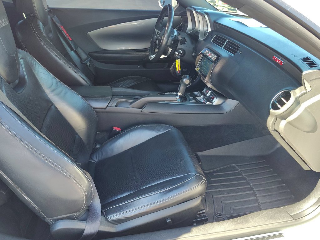 Used 2011 Chevrolet Camaro SS w/ RS Package RWD image 27