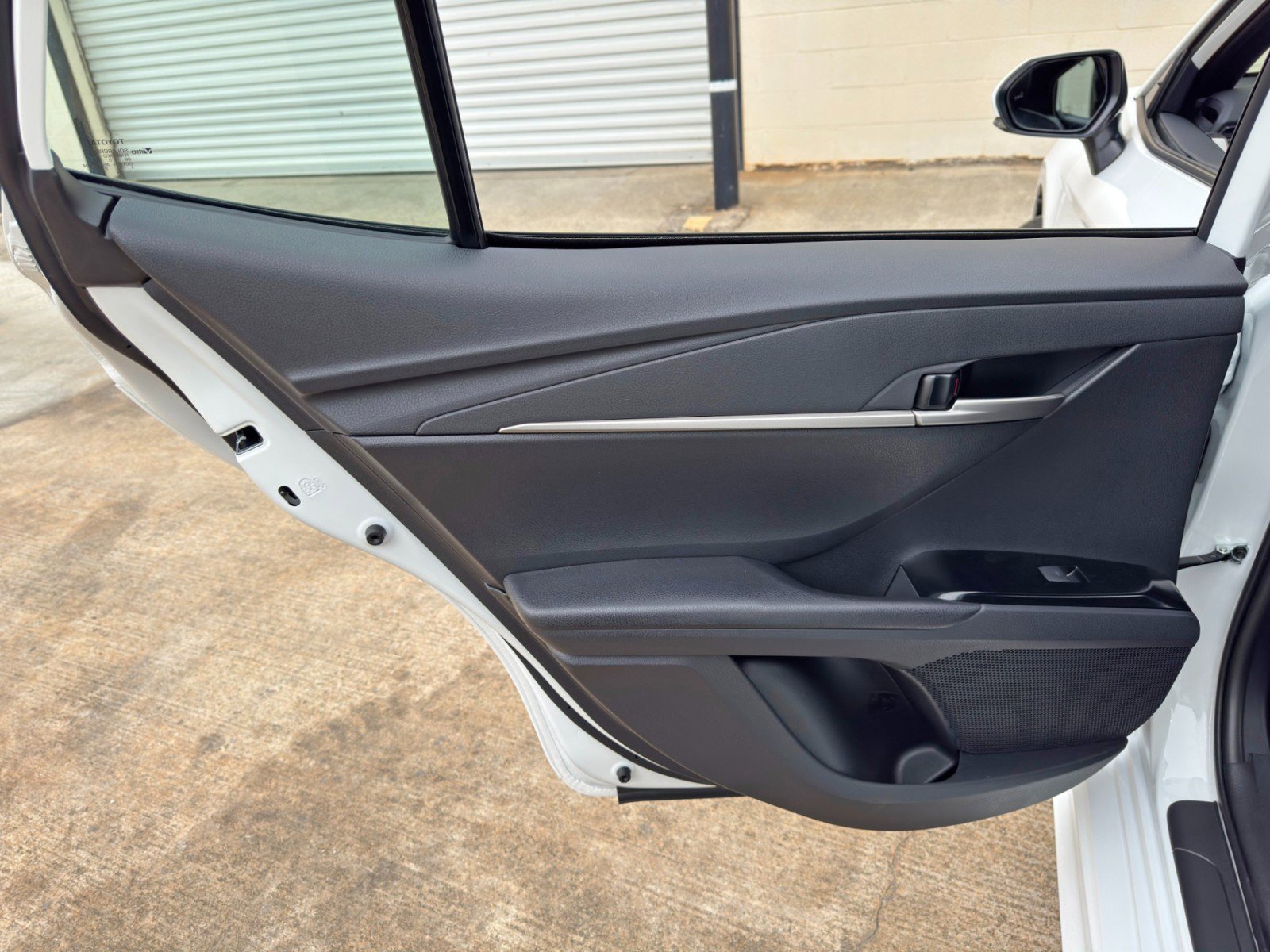 Used 2026 Toyota Camry SE w/ Multimedia Upgrade Package FWD image 42