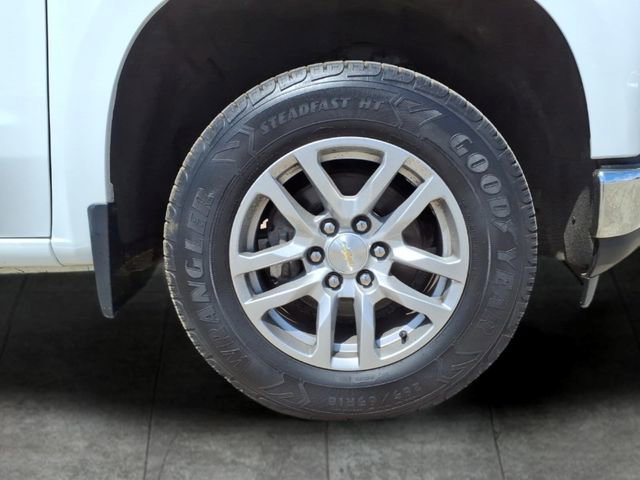 Used 2020 Chevrolet Silverado 1500 LTZ AWD/4WD image 9