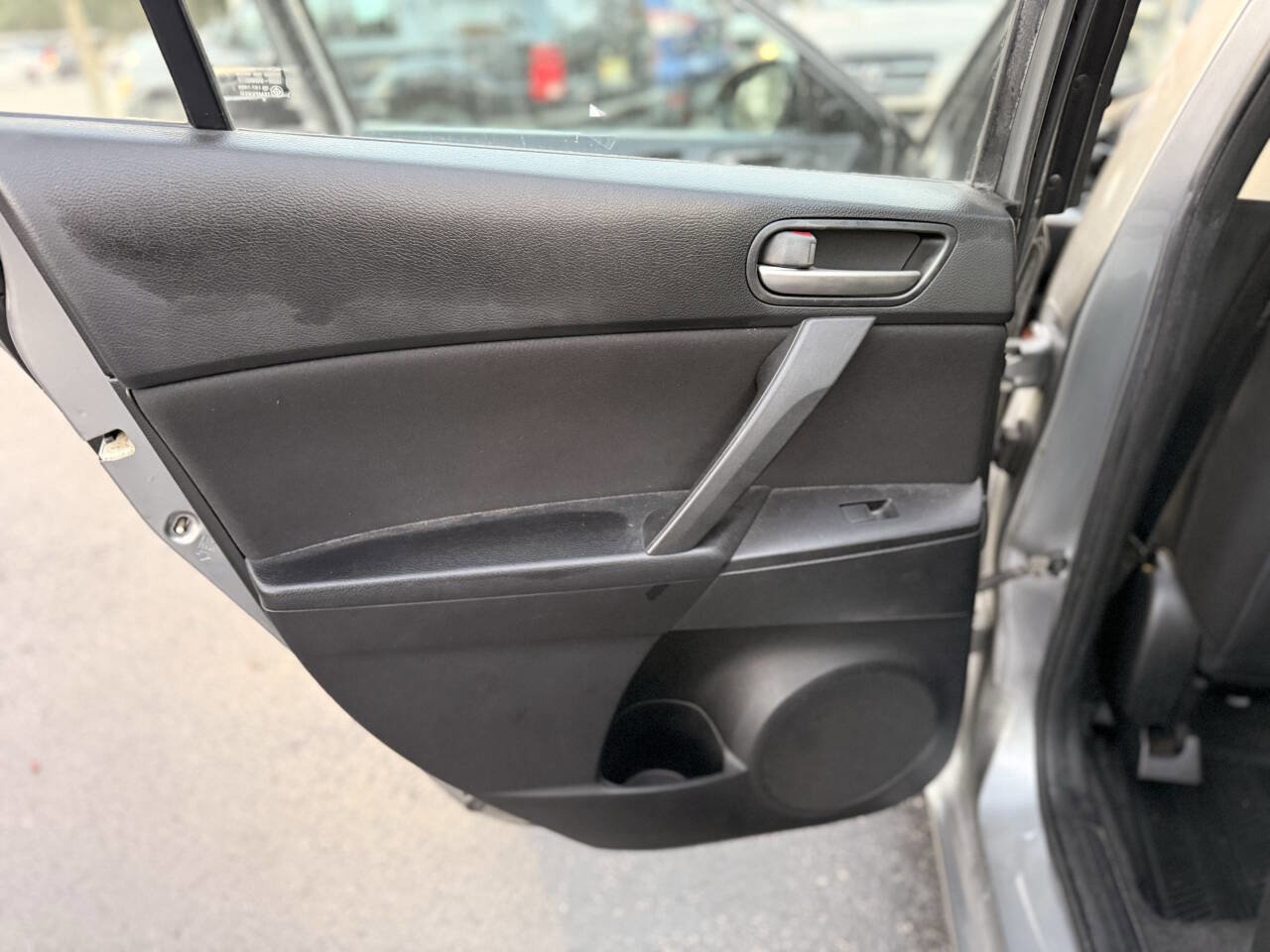 Used 2010 MAZDA MAZDA3 i Touring image 15