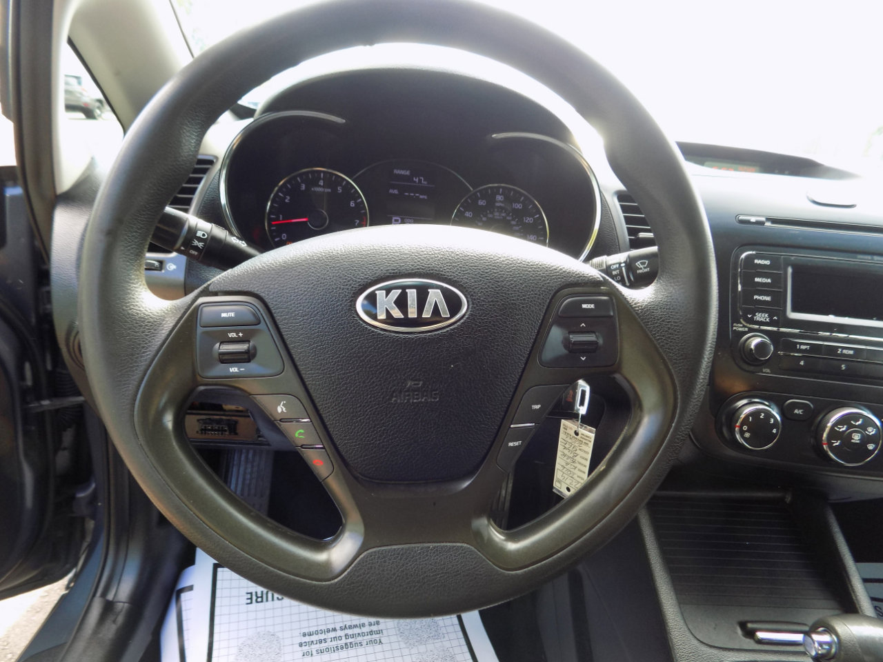 Used 2016 Kia Forte LX image 10