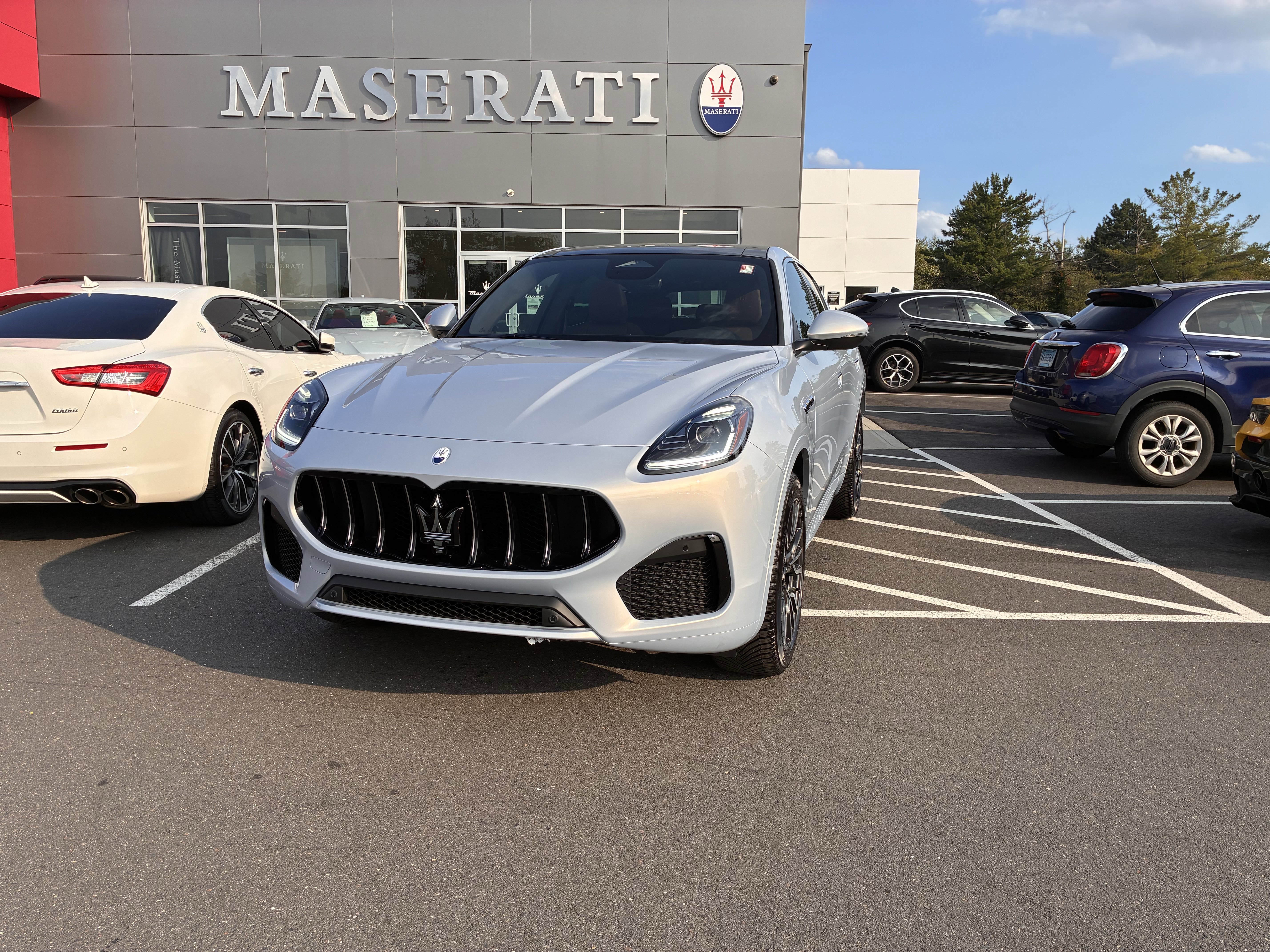 New 2025 Maserati Grecale GT