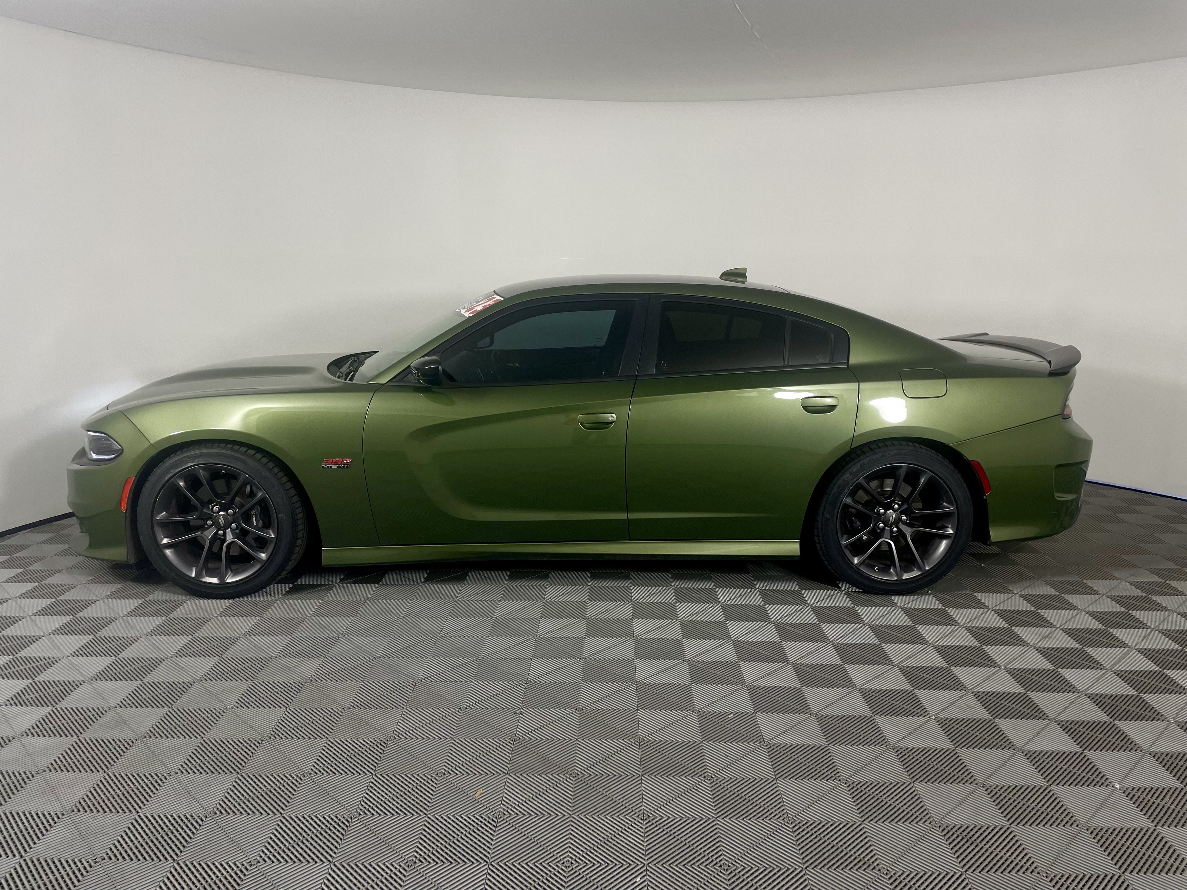 Used 2023 Dodge Charger Scat Pack w/ Plus Group RWD image 2