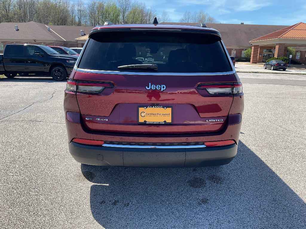 Used 2023 Jeep Grand Cherokee L Limited AWD/4WD image 6