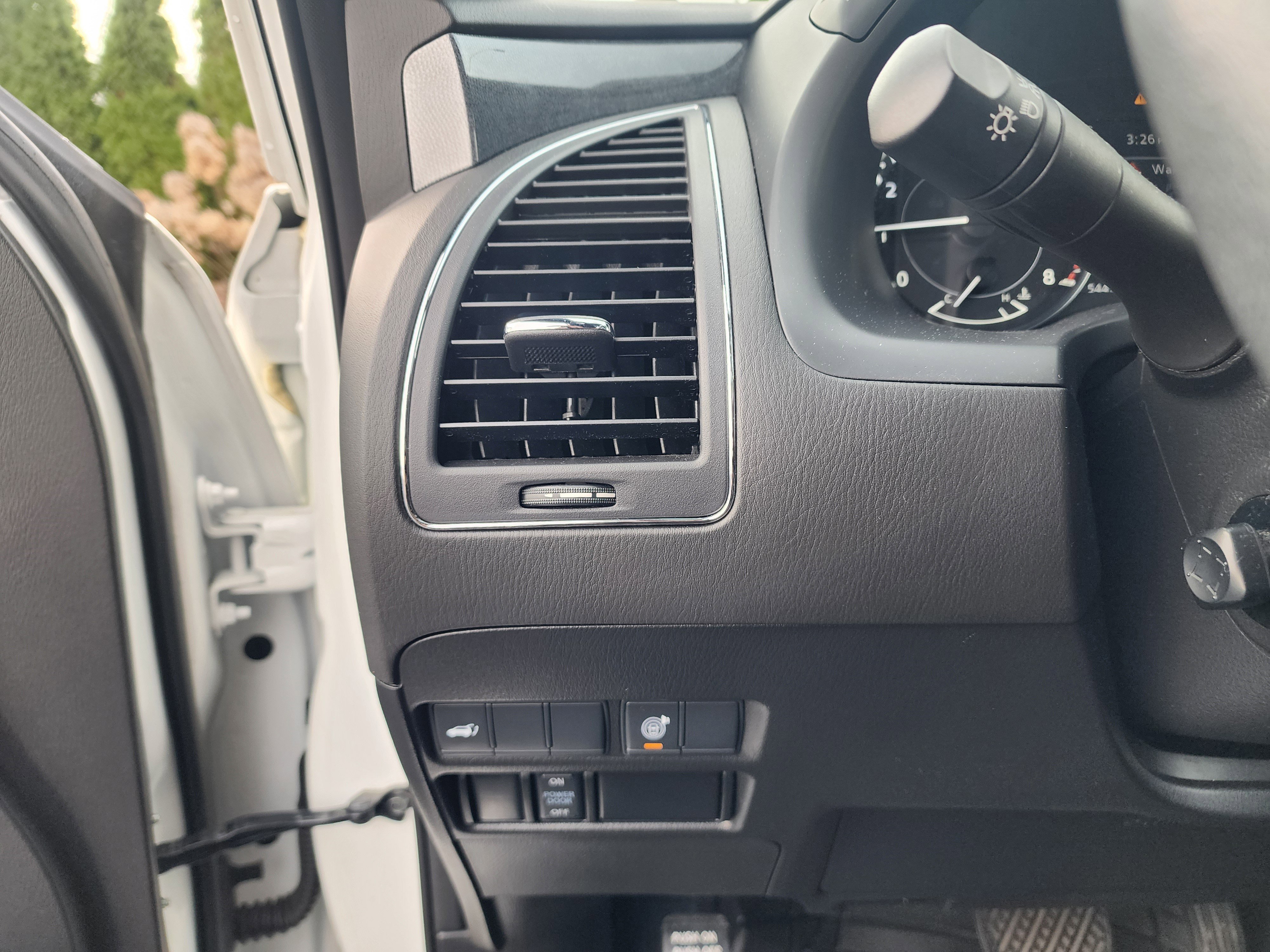 Used 2022 Nissan Armada SL w/ Midnight Edition Package image 29