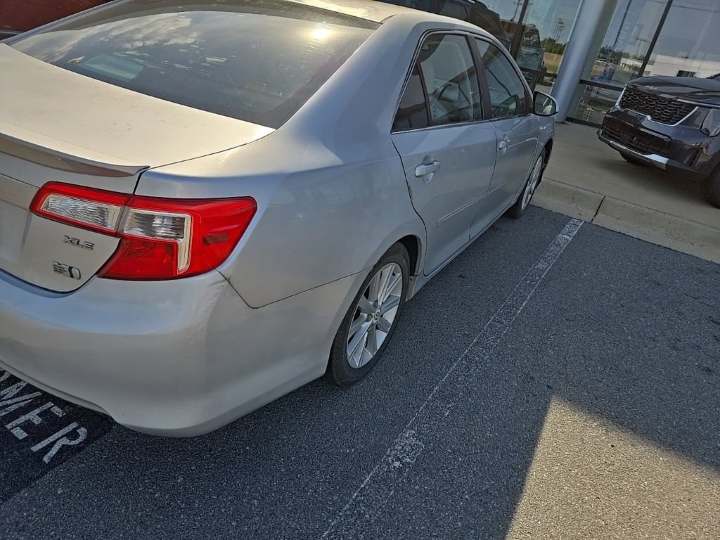 Used 2012 Toyota Camry XLE w/ Leather Pkg FWD image 3