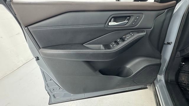 Certified 2022 Nissan Rogue SL w/ SL Premium Package FWD image 19