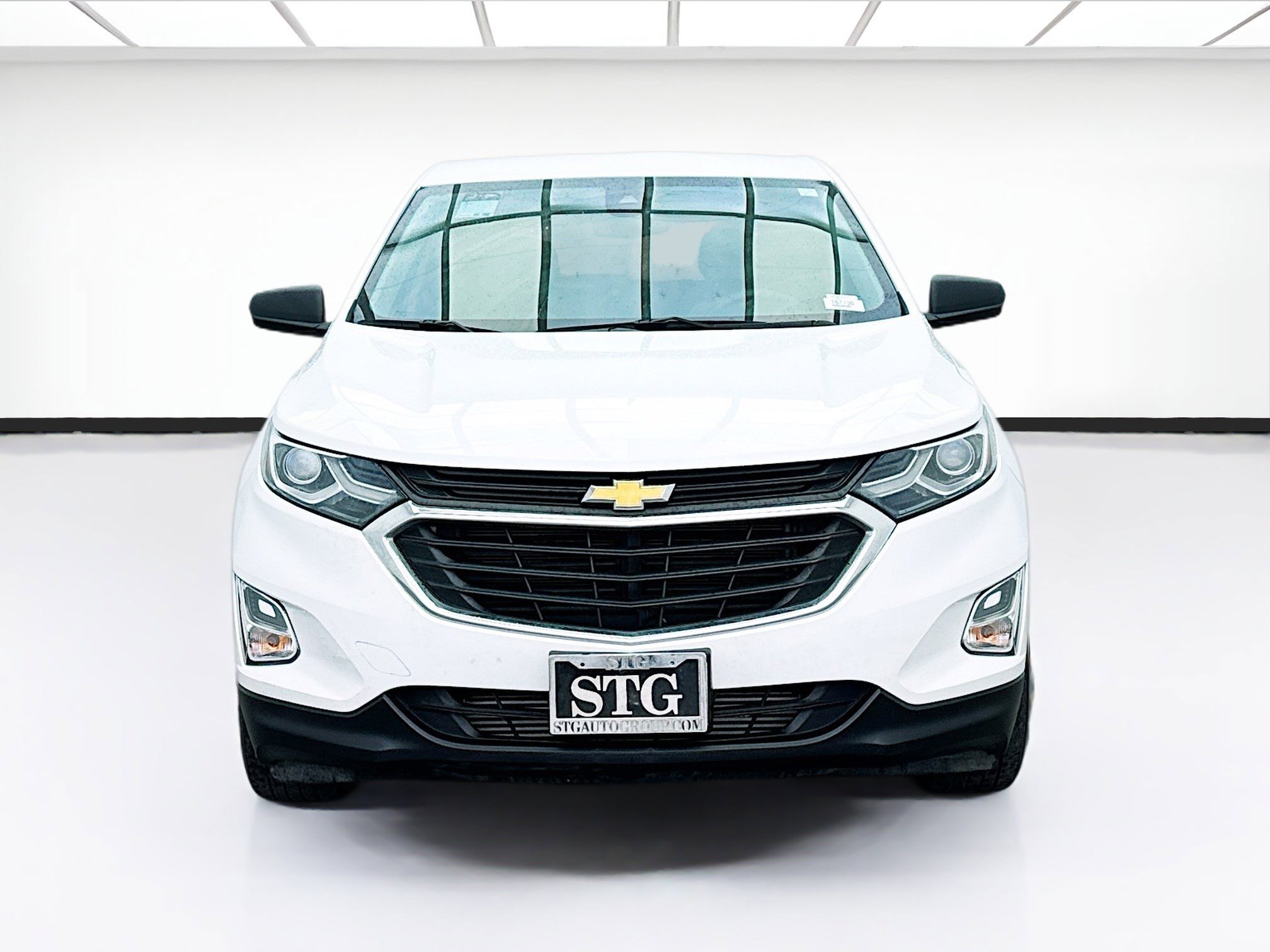 Used 2021 Chevrolet Equinox LS FWD image 2