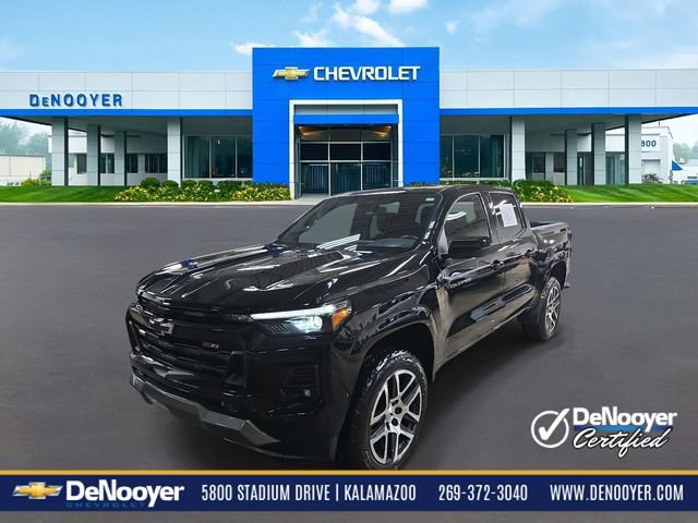 Used 2023 Chevrolet Colorado Z71 w/ Z71 Convenience Package 2