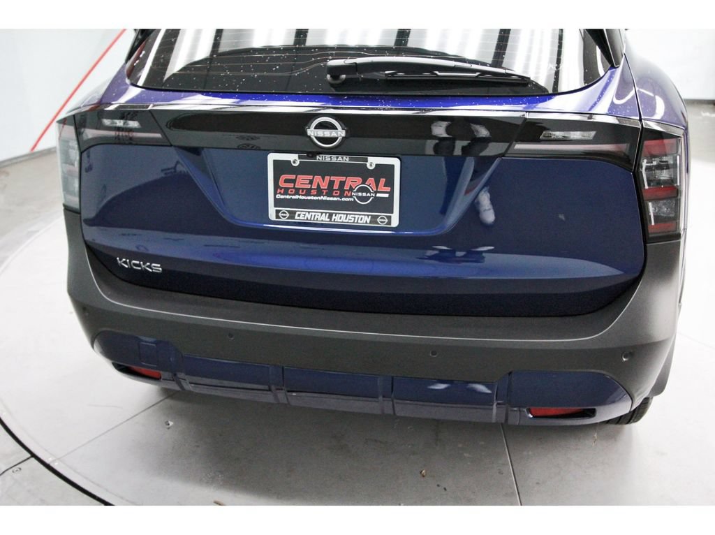 Used 2026 Nissan Kicks S w/ Charging Package FWD image 12