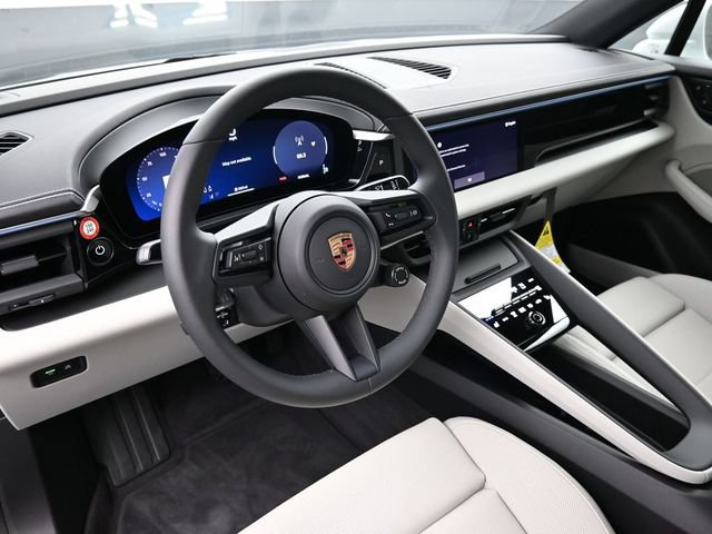 Certified 2025 Porsche Macan Electric RWD image 4