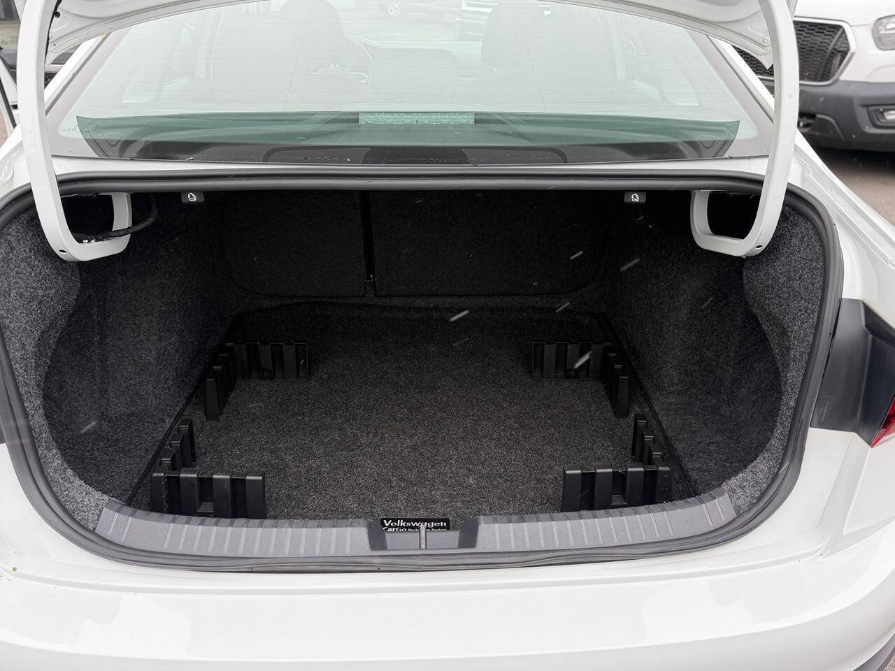 Used 2023 Volkswagen Jetta S image 36