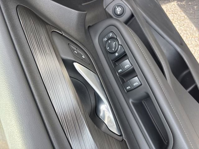 Used 2022 GMC Terrain SLE w/ Driver Convenience Package image 23