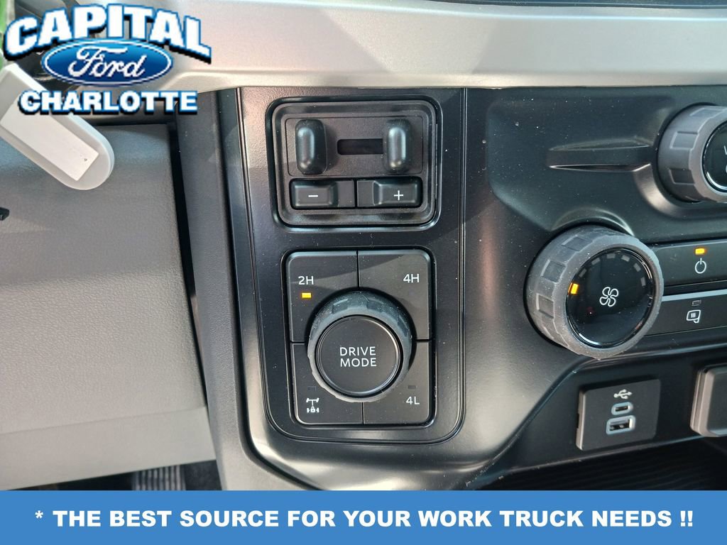 New 2026 Ford F250 XL w/ XL Chrome Package image 22