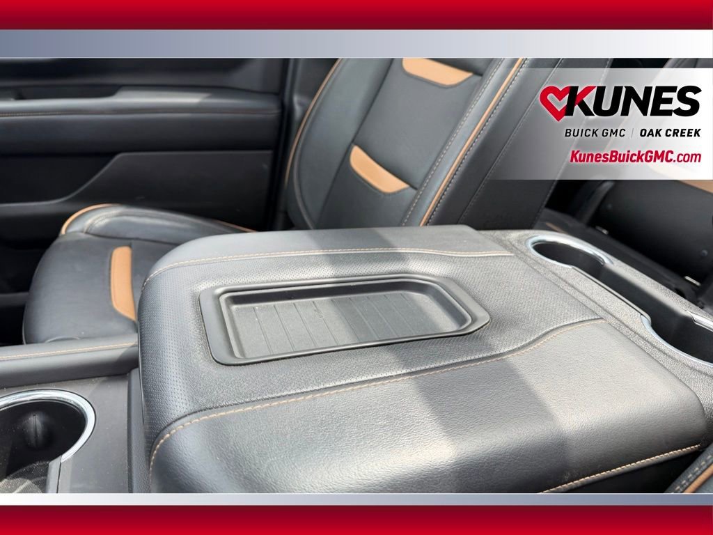 Used 2021 GMC Yukon AT4 w/ AT4 Premium Package AWD/4WD image 19