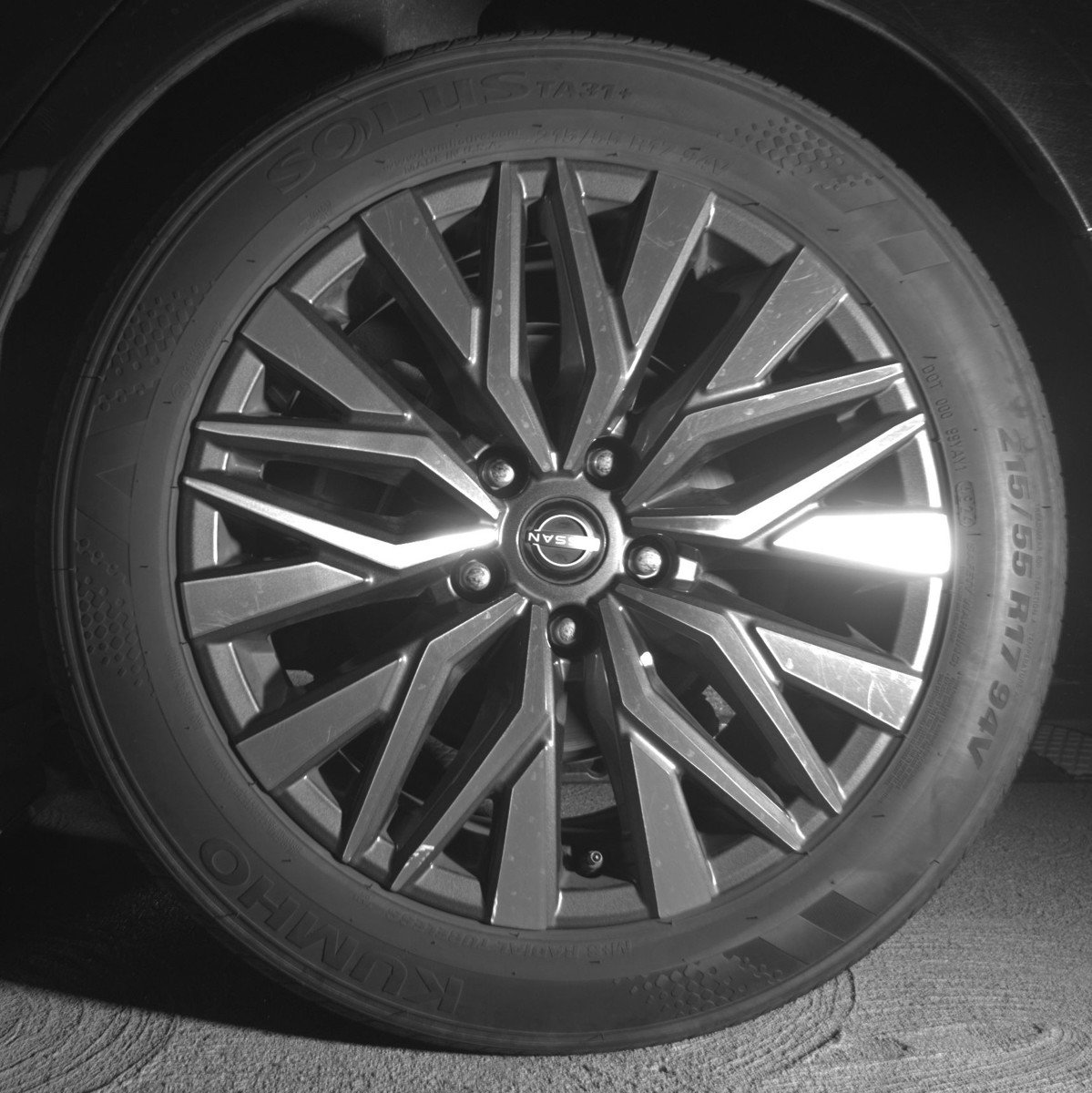 Used 2025 Nissan Altima 2.5 SV image 14
