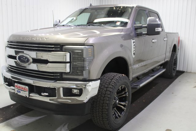 Used 2019 Ford F250 Lariat w/ Chrome Package image 3
