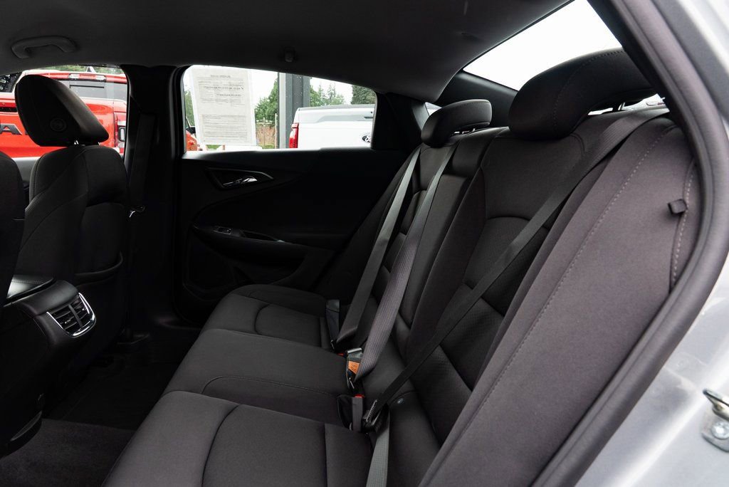 Used 2023 Chevrolet Malibu LT FWD image 19