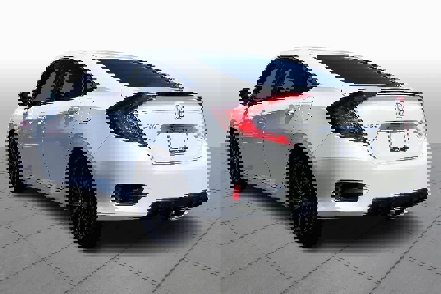 Used 2020 Honda Civic Sport image 12