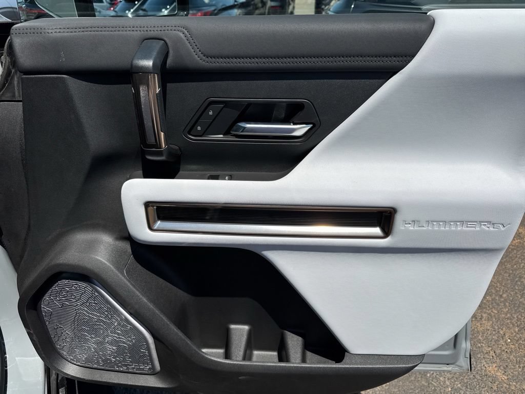 Used 2025 GMC Hummer EV 3X AWD/4WD image 41