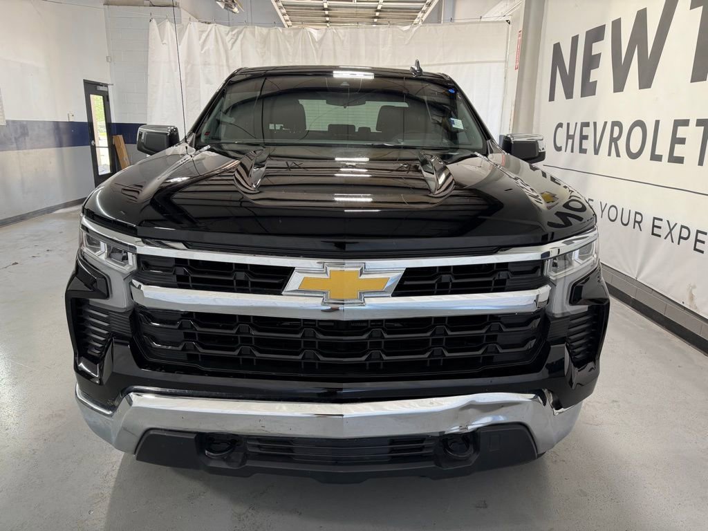Used 2024 Chevrolet Silverado 1500 LT image 20