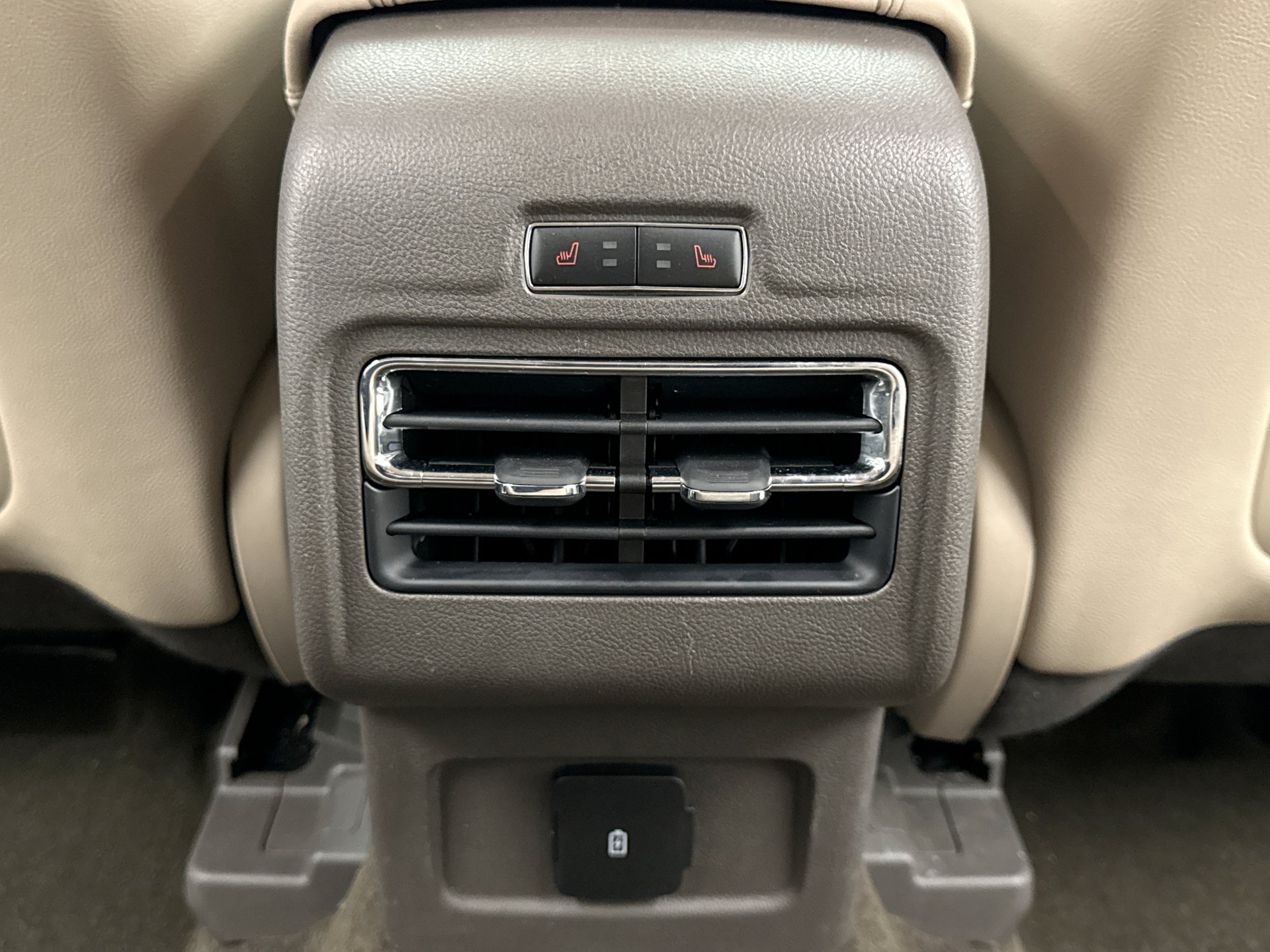 Used 2020 Lincoln Corsair AWD image 21