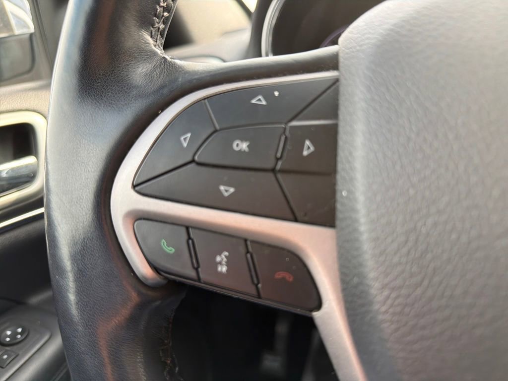 Used 2021 Jeep Grand Cherokee Limited image 24