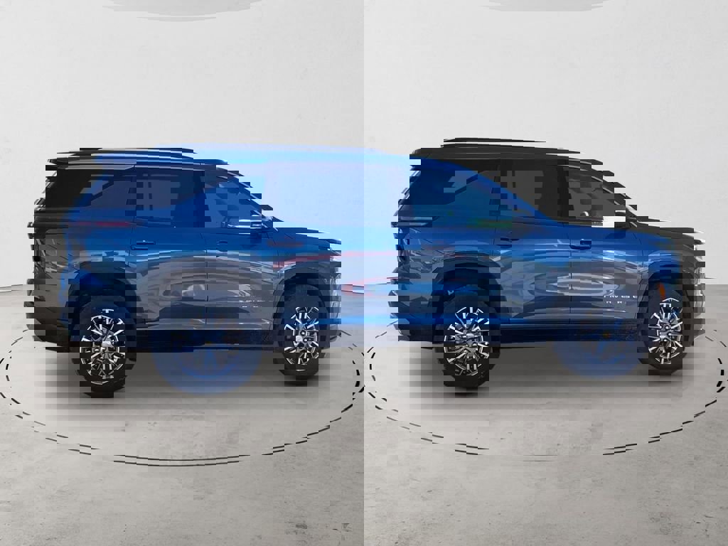 New 2026 Chevrolet Traverse LT w/ Driver Confidence Package image 4