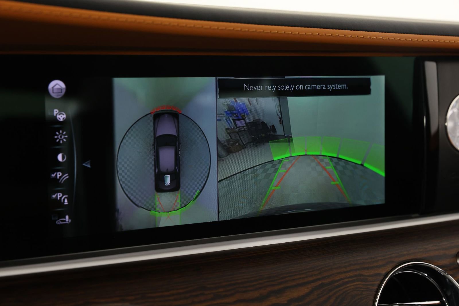 Certified 2022 Rolls-Royce Ghost AWD/4WD image 17