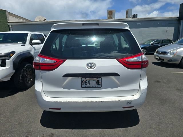 Used 2015 Toyota Sienna L FWD image 7