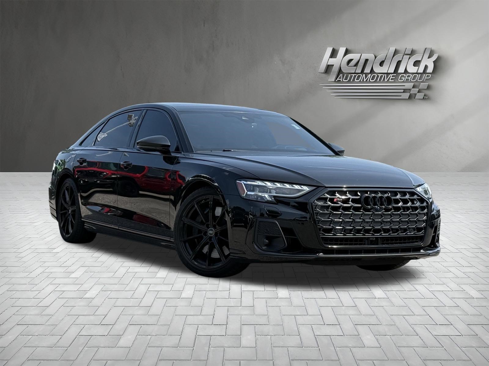 Used 2024 Audi S8 AWD/4WD video 2