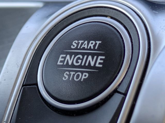 Used 2022 Mercedes-Benz GLB 250 image 29