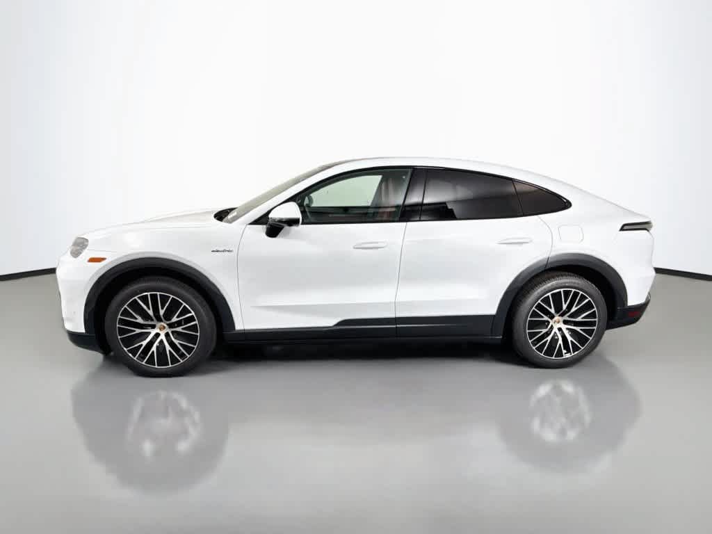 New 2026 Porsche Cayenne Electric Coupe AWD/4WD image 2