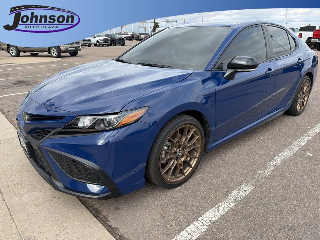 Used 2023 Toyota Camry SE AWD/4WD image 1