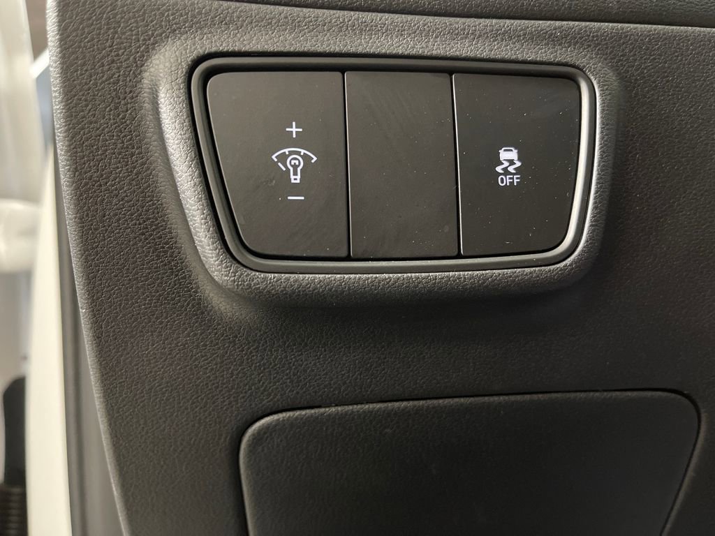 Certified 2023 Hyundai Tucson SE image 30