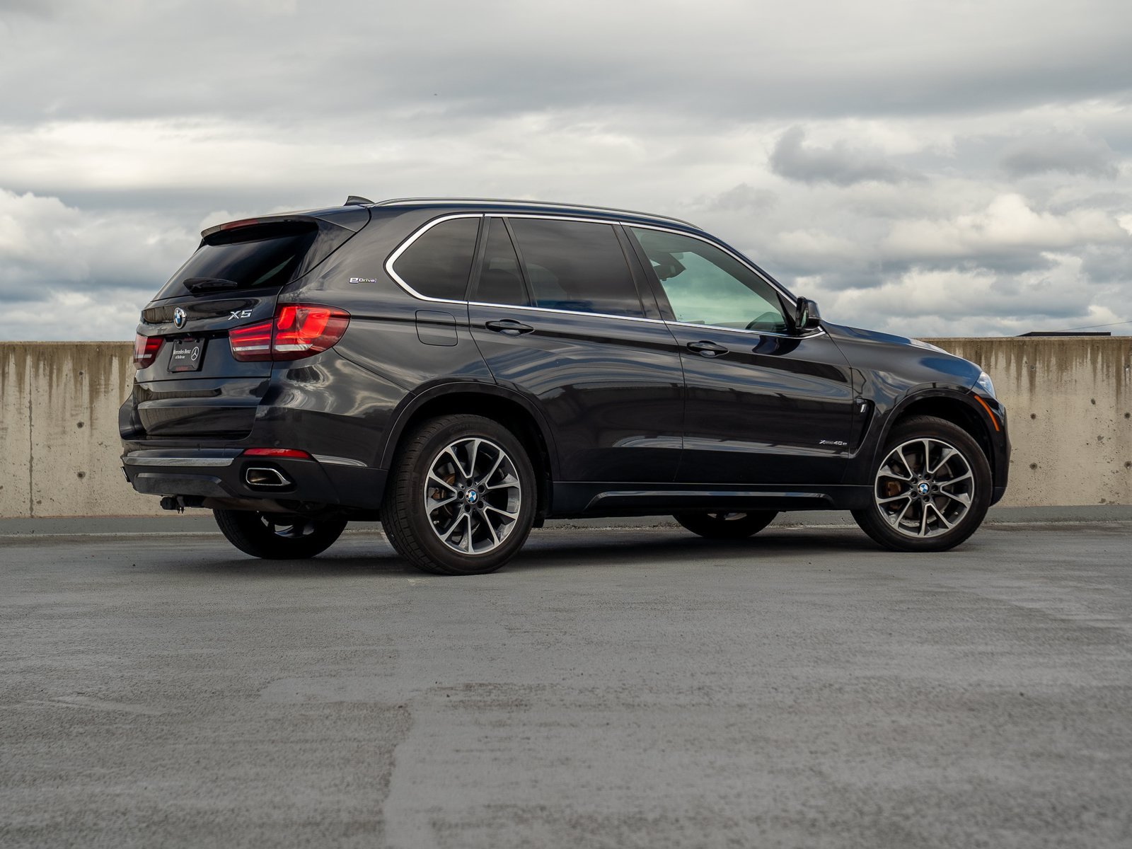 Used 2017 BMW X5 xDrive40e AWD/4WD image 4