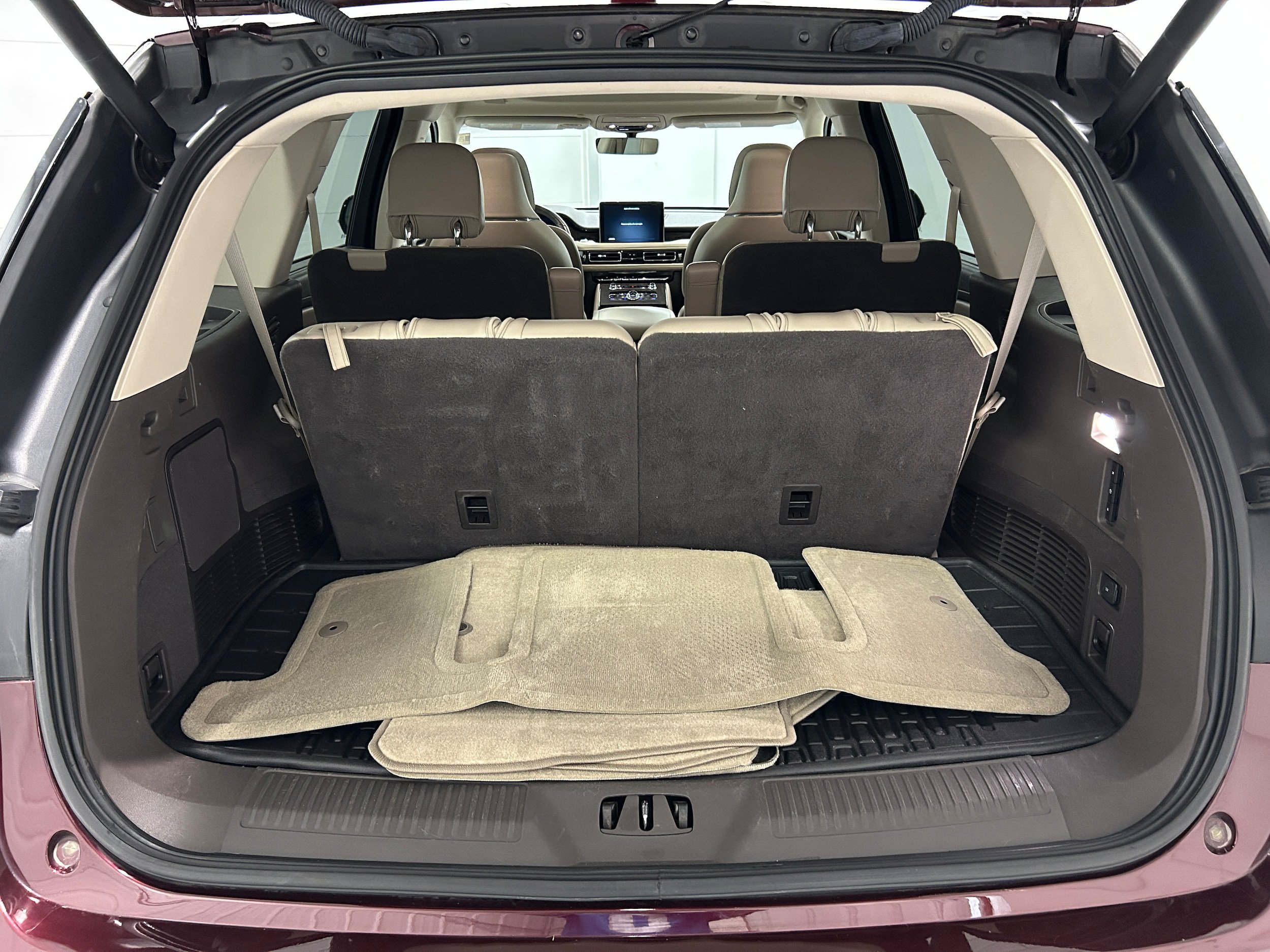 Used 2020 Lincoln Aviator Reserve w/ Equipment Group 202A AWD/4WD image 35