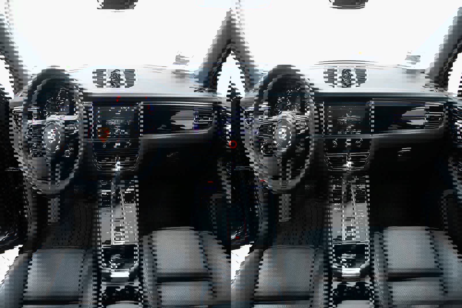 Certified 2026 Porsche Macan image 13