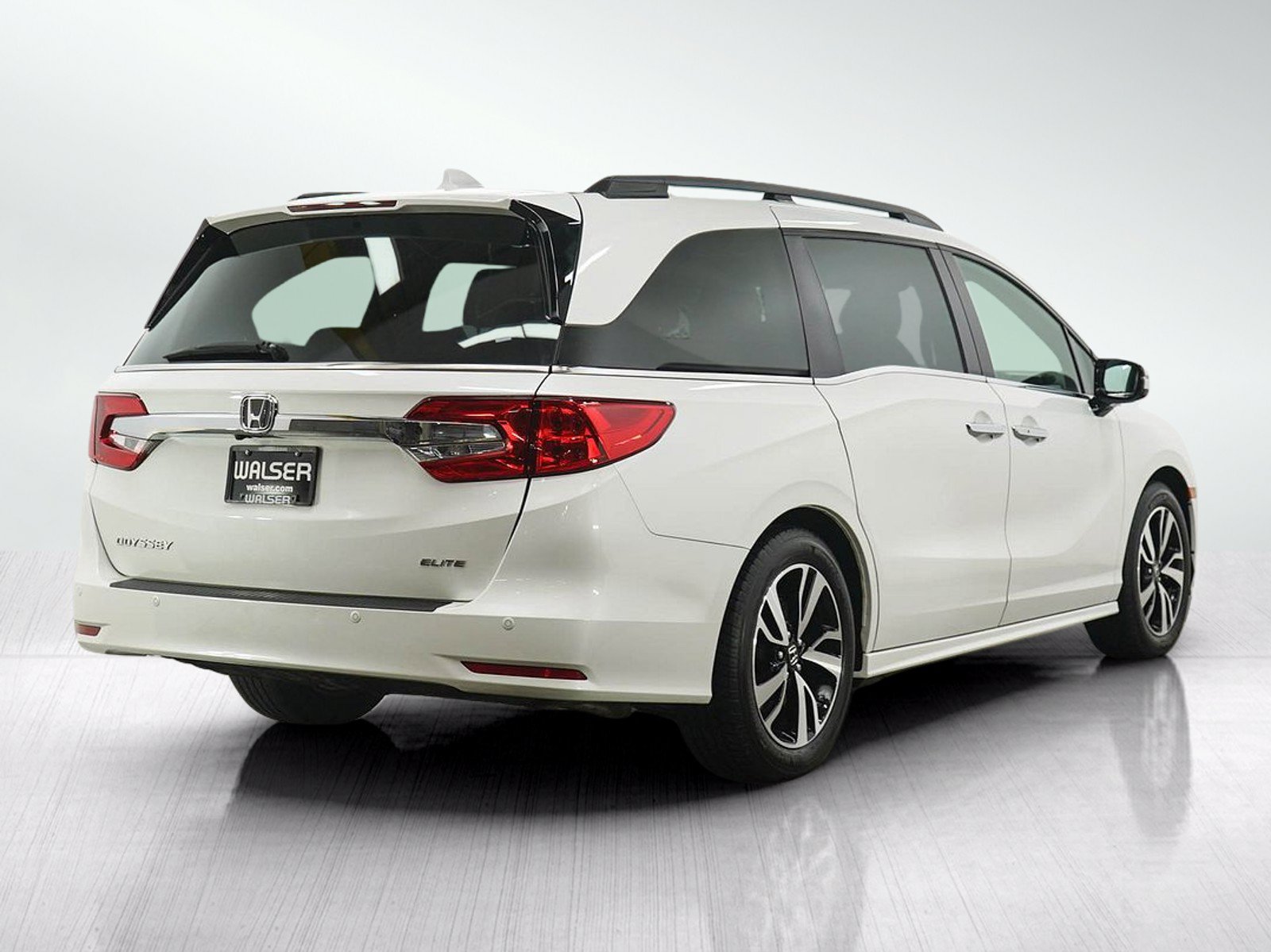 Used 2020 Honda Odyssey Elite image 5