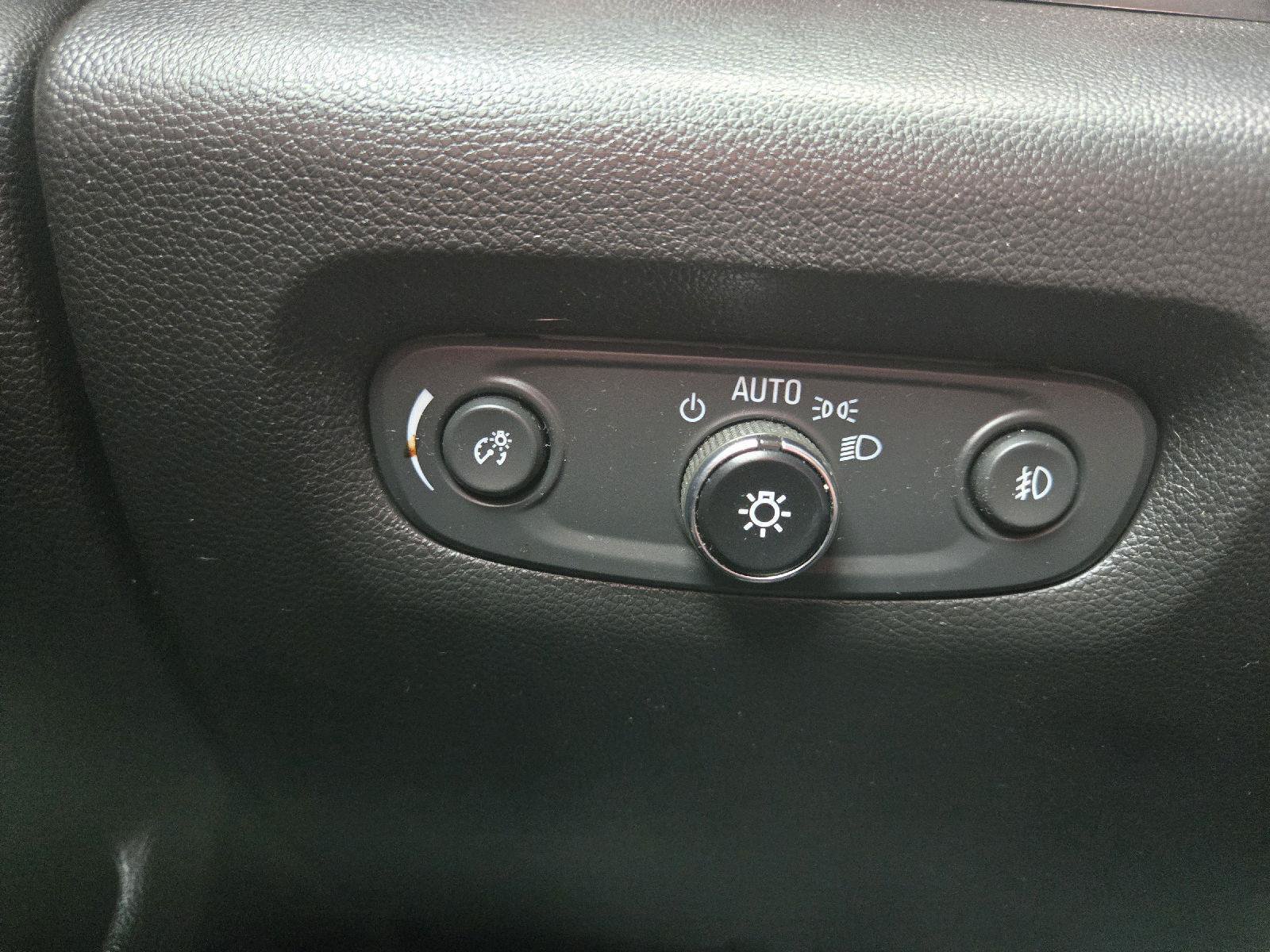 Used 2021 Chevrolet Traverse LT AWD/4WD image 26
