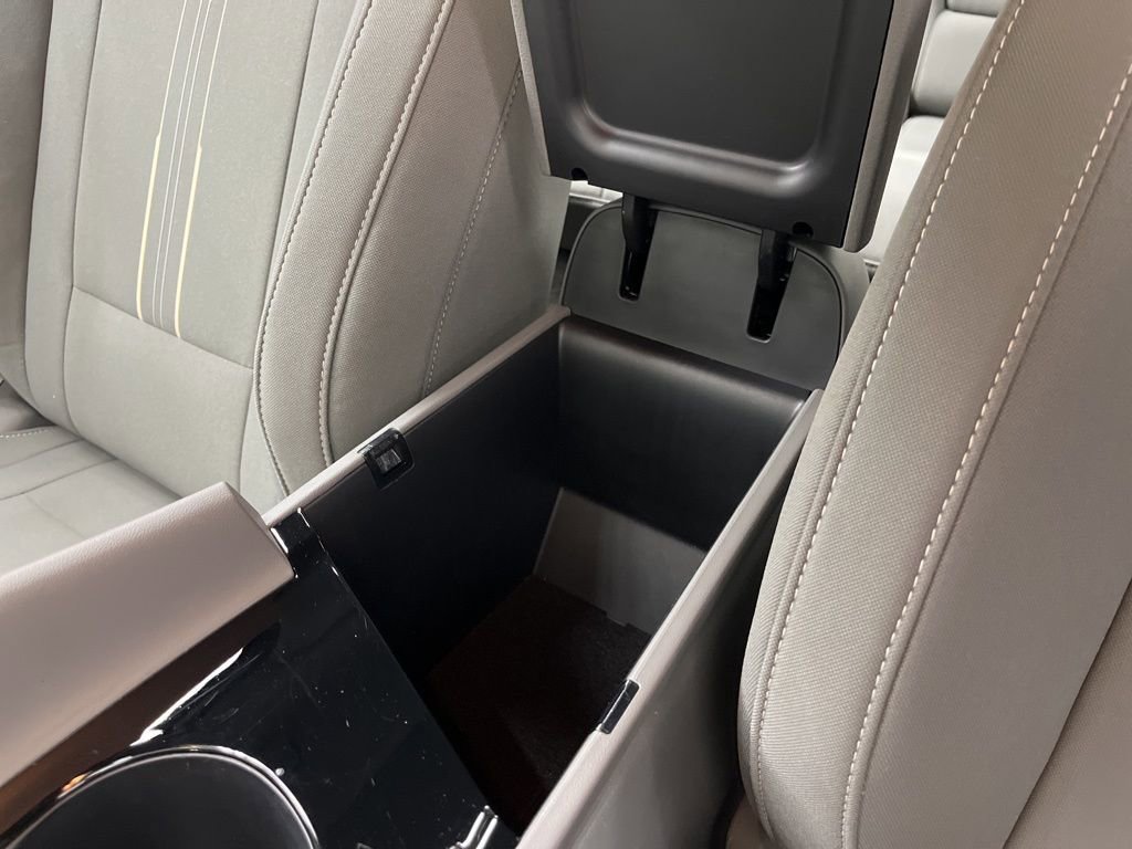 Used 2025 Hyundai Elantra SEL image 26